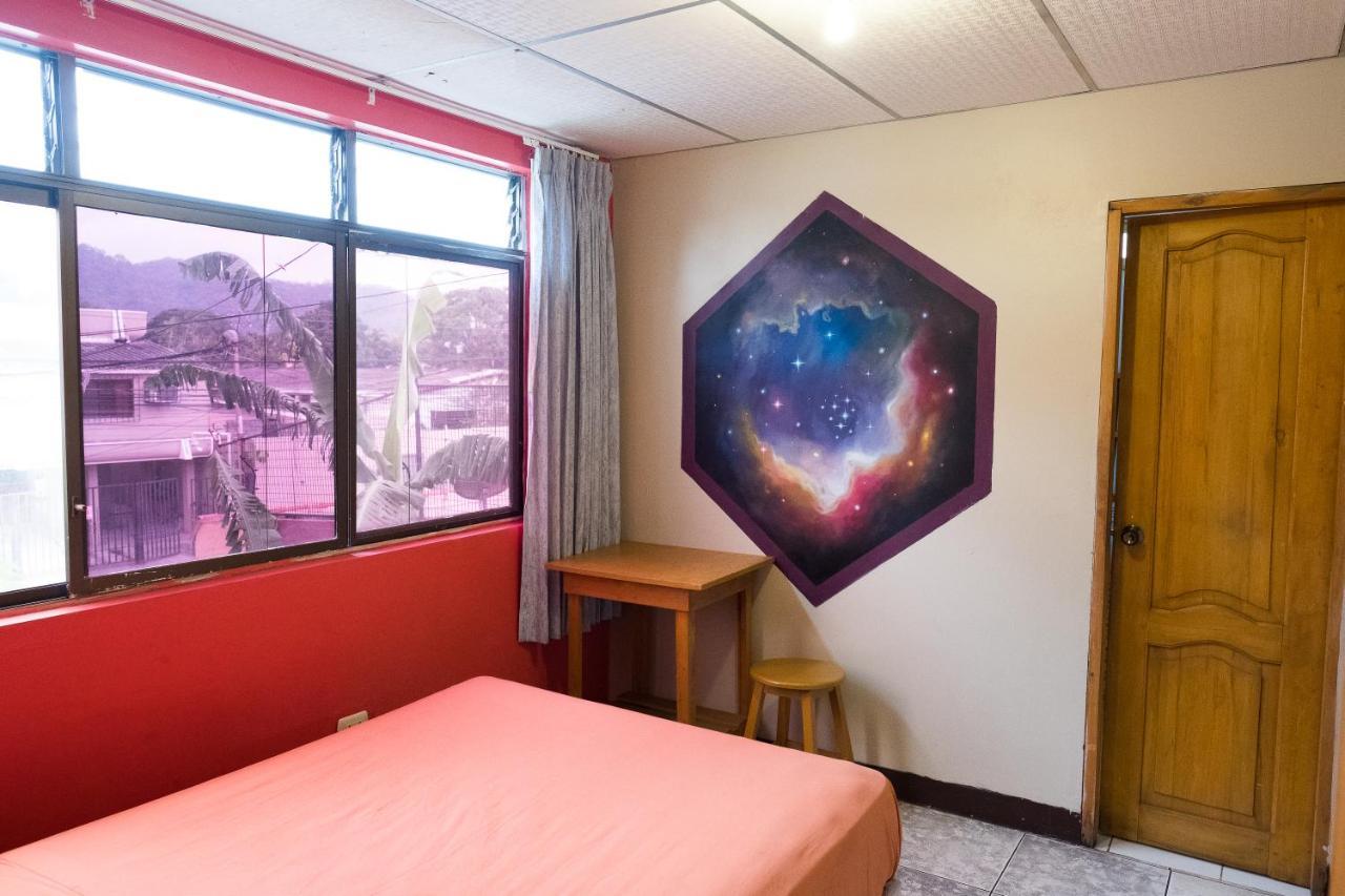Hostel Nucapacha Guayaquil Esterno foto