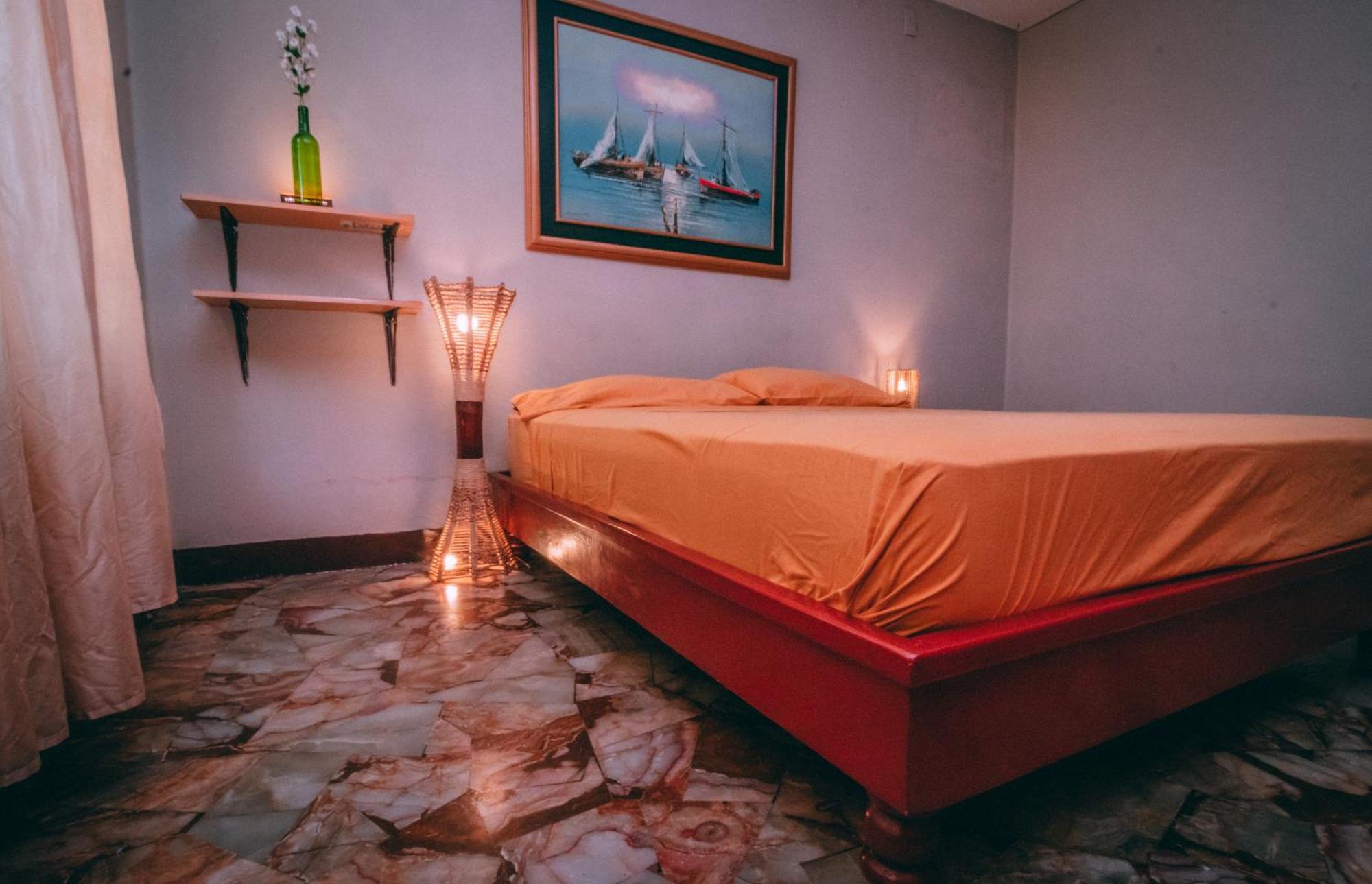 Hostel Nucapacha Guayaquil Esterno foto