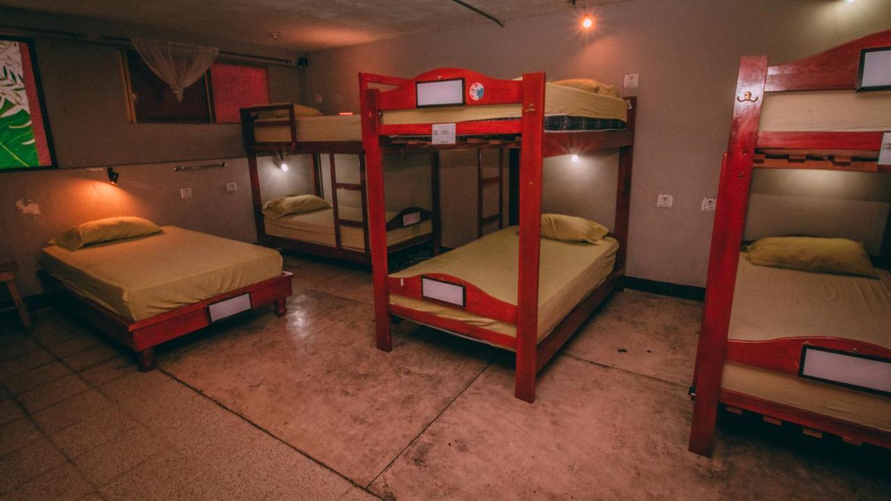 Hostel Nucapacha Guayaquil Esterno foto